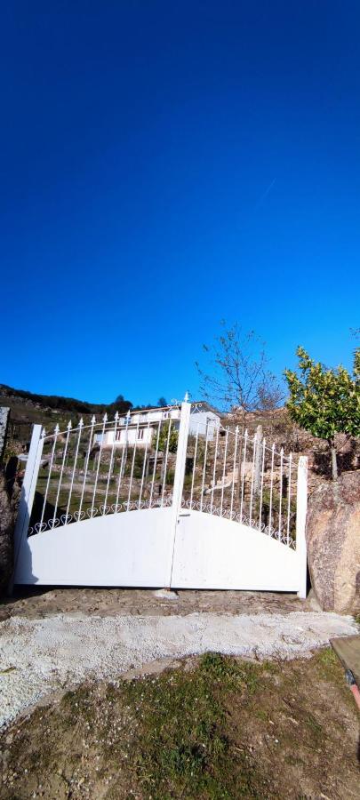 Casa Do Monte Villa คาสโตร ดายเร ภายนอก รูปภาพ